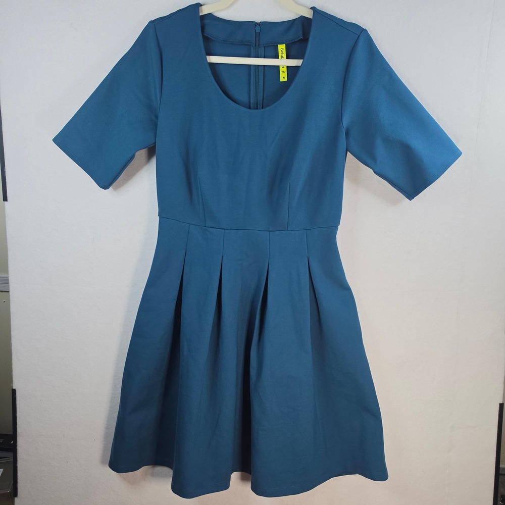 Betabrand Fit and Flare Dress Teal Short Sleeve Pleated Pockets Size M